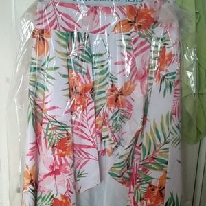 New York and Company Shorts with skirt